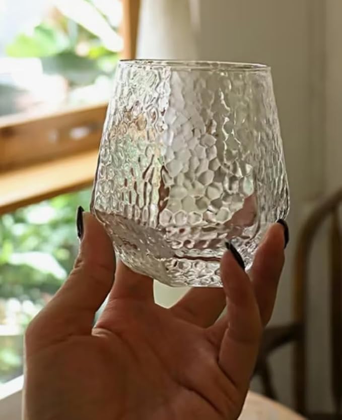 Oojami 40 count Diamond Unbreakable Stemless Plastic Wine Champagne Whiskey Glasses Elegant Durable Disposable Indoor Outdoor Ideal for Home, Office, Bars, Wedding, 12 Ounce Cups (Hammered Clear)