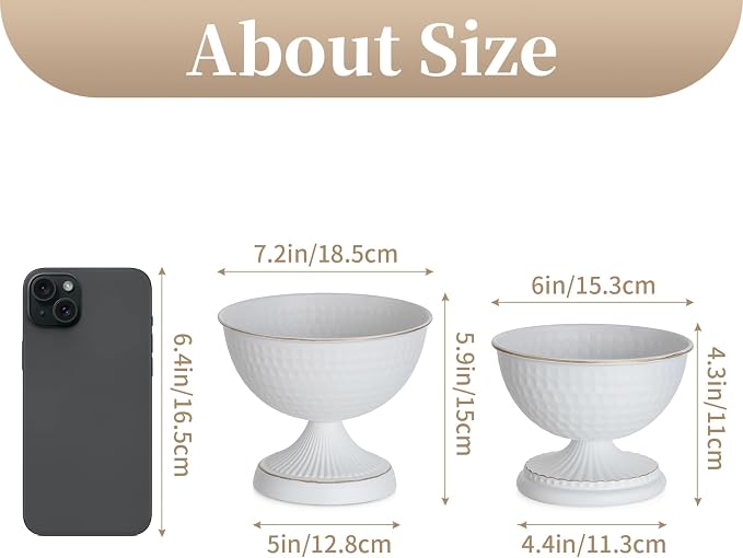 Sziqiqi White Urn Vase for Flowers - Wedding Table Decoration Centrepieces Set of 2 Vintage Metal Vases for Artificial Flowers Small Hammered Vase for Birthday Party Christmas Anniversary
