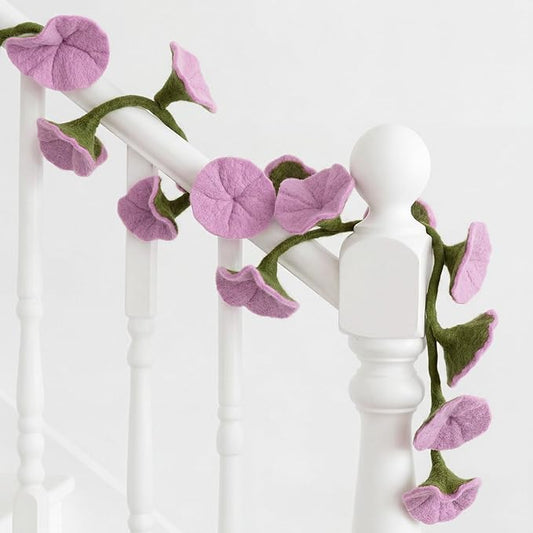 XunYee 5.6 ft Wool Felt Flower Garland Hand Felted Flower Strings for Wedding Party Floral Decor Mantle Decorations(Pink,1 Pack)