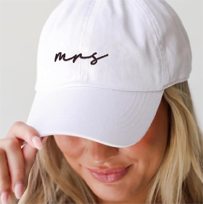 Mr and Mrs Hats for Honeymoon Essentials,Engagement Gifts for Couples,Wedding Gifts for Bride and Groom