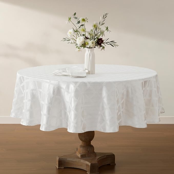 Lenox Laurel Leaf 90" Round Tablecloth, White