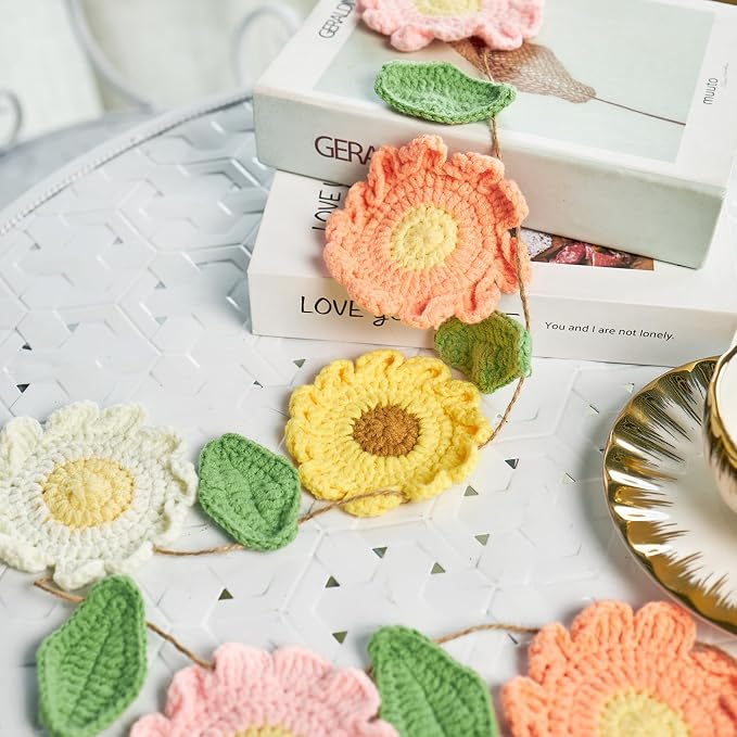 Handmade Crochet Flower Garland, Felt Flower Garland for Girl Nursery Decor, Daisy Garland for Birthday Party, Boho Room Wall Hanging Decoration, Girl 1st Birthday Decor