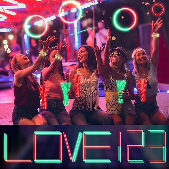 Lenwen 1000 Pcs Christmas Glow Sticks Bulk 8 Inch Glow Bracelets Glowing in the Dark Light up Sticks with Connectors for Neon Birthday Christmas Party Favors Supplies Decorations(Red, Green)