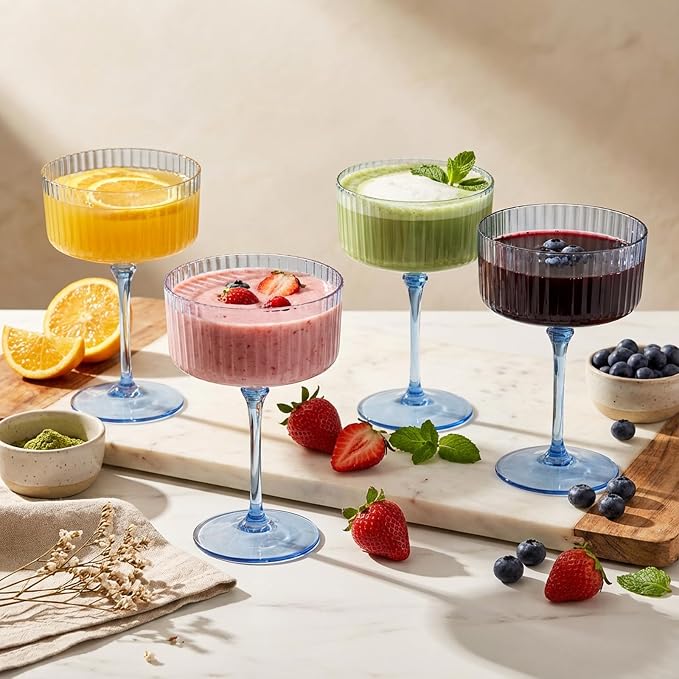 LIYH 20pcs Plastic Martini Glasses 10 Oz Blue Disposable Cocktail Coupe Champagne Tower Cups Perfect for Bar Cocktails Martinis Parties