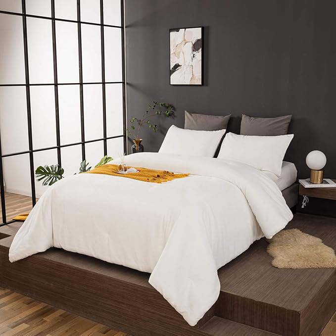 Karever Flannel Comforter Set - Queen Size, 3 PCs, Soft White Velvet & Furry Flannel Blanket Set
