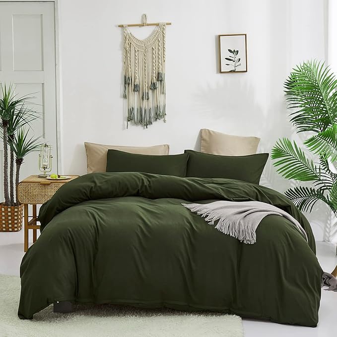 KAREVER Army Green Comforter Twin Dark Deep Green Bedding Set Teens 3 PCs Hunter Green Comforter 1 Twin Size Comforter (68x90 inches) with 2 Pillowcases (20x26 inches)