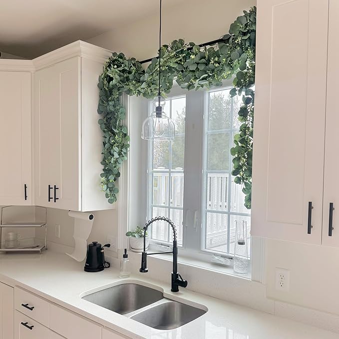 CQURE 7Pcs Eucalyptus Garland,Artificial Eucalyptus Leaves Table Greenery Garland Wreath Vines for Wedding Party Table Fireplace Bedroom Wall Room Decor