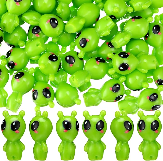 VioraWhite 100 Pcs Resin Mini Alien Figures Bulk Tiny Alien Figurine to Hide and Seek Green Small Little UFO Sci-fi Space Party Gifts for Miniature Landscape Space Birthday Party Goodie Bags Fillers