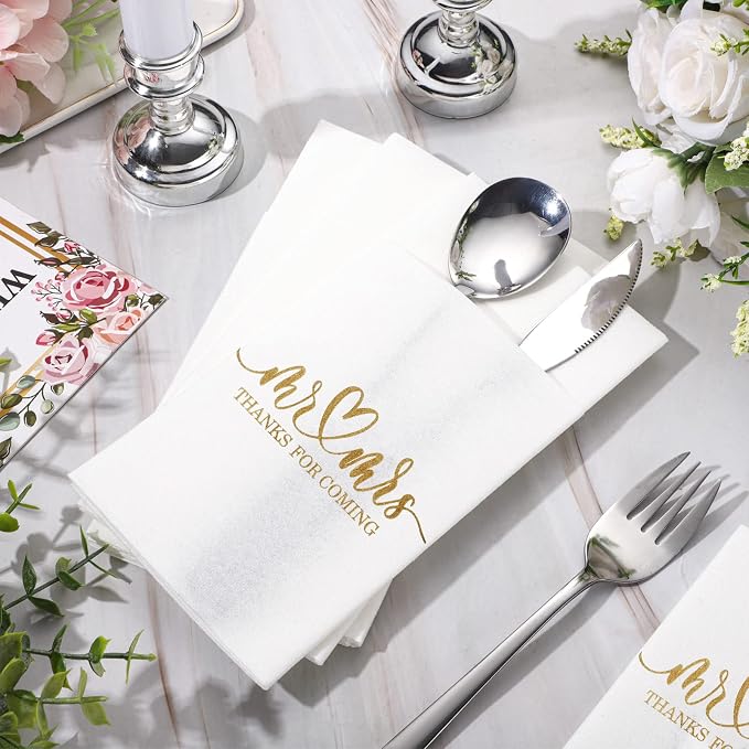 Panelee 100 Pcs Wedding Napkins with Built-in Flatware Pocket Mr and Mrs Personalized Napkins Linen Feel Disposable Dinner Supplies for Wedding Reception Bridal Shower Party Decor(Gold)