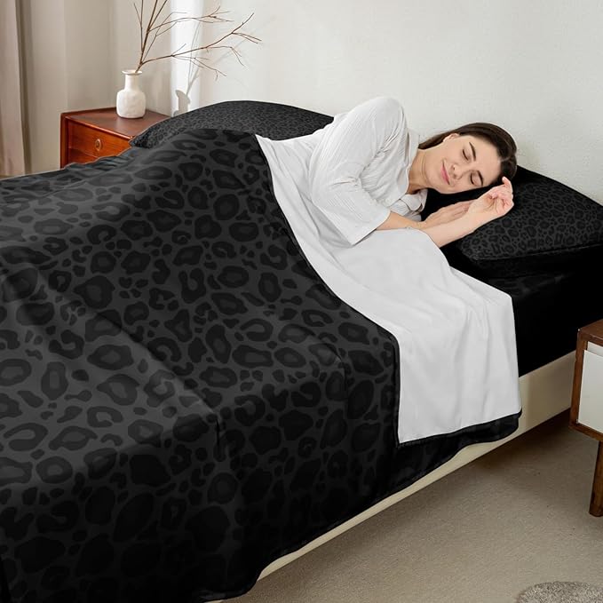 Castle Fairy African Cheetah Wildlife Bed Sheet Queen Size,Gray Wild Animal Skin Sheets,Leopard Print Bedding Sets (1 Fitted,1 Flat,2 Pillowcases) Luxury Deep Pocket Bed Sheets
