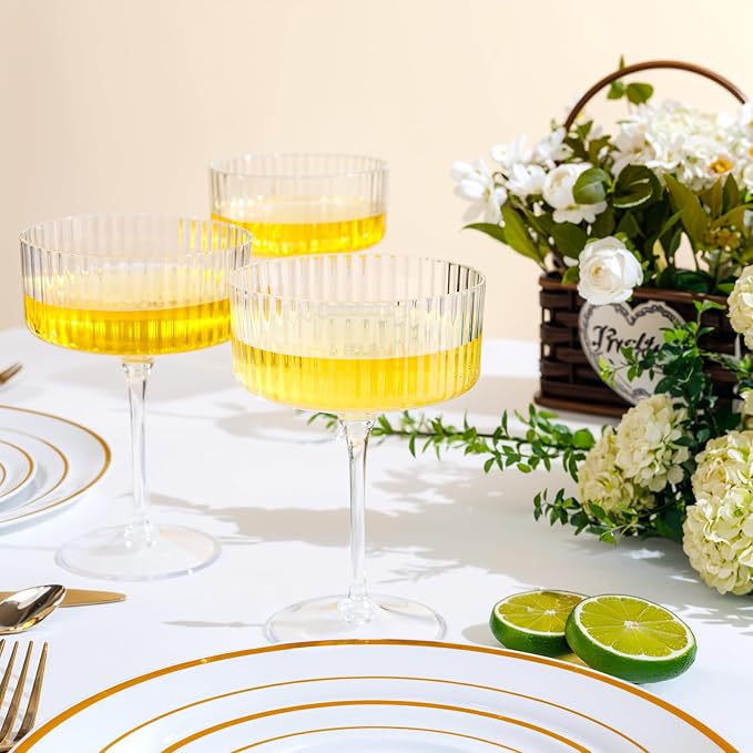 LIYH 20 Pcs Plastic Champagne Glasses 10 Oz Cocktail Coupe Glasses Champagne Flutes Plastic Coupe Cups Disposable Martini Cups Perfect for Bar Cocktails Martinis Parties