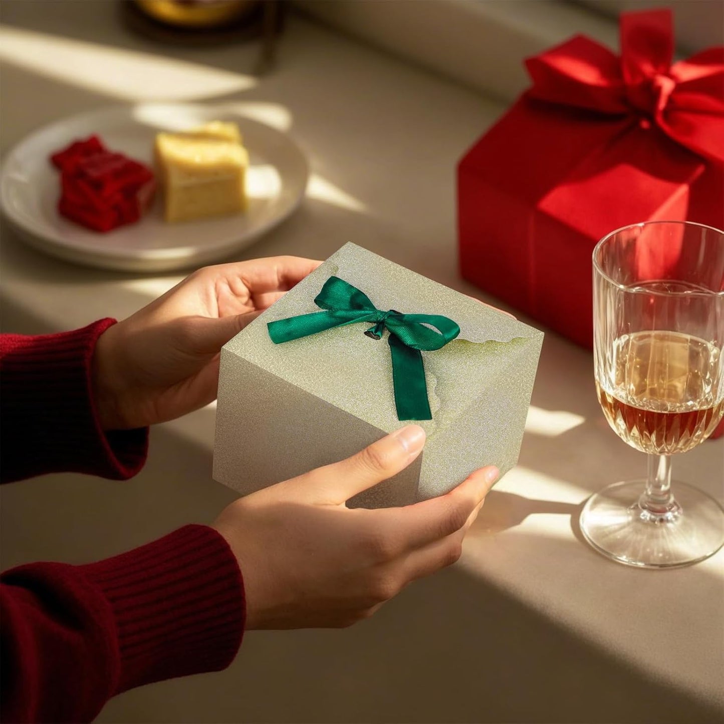 VGOODALL Gold Treat Boxes, Glitter Candy Box with Ribbon Paper Treat Boxes for Wedding Cookie Chocolates Small Gifts