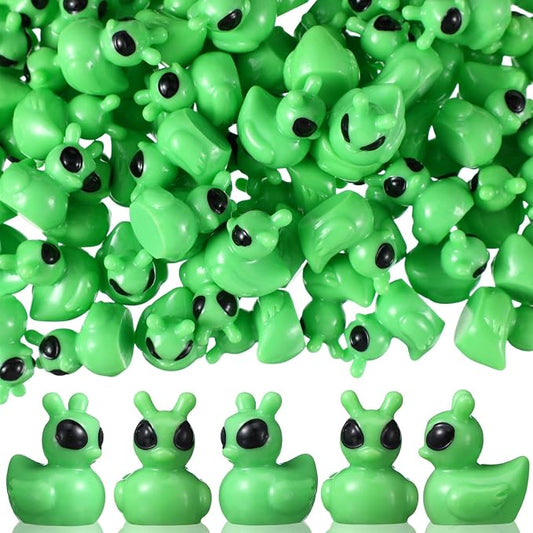 VioraWhite 100 Pcs Resin Mini Alien Duck Figures Bulk Tiny Alien Duck Figurine to Hide and Seek Green UFO Sci-fi Space Party Gifts for Miniature Landscape Space Birthday Party Goodie Bags Fillers
