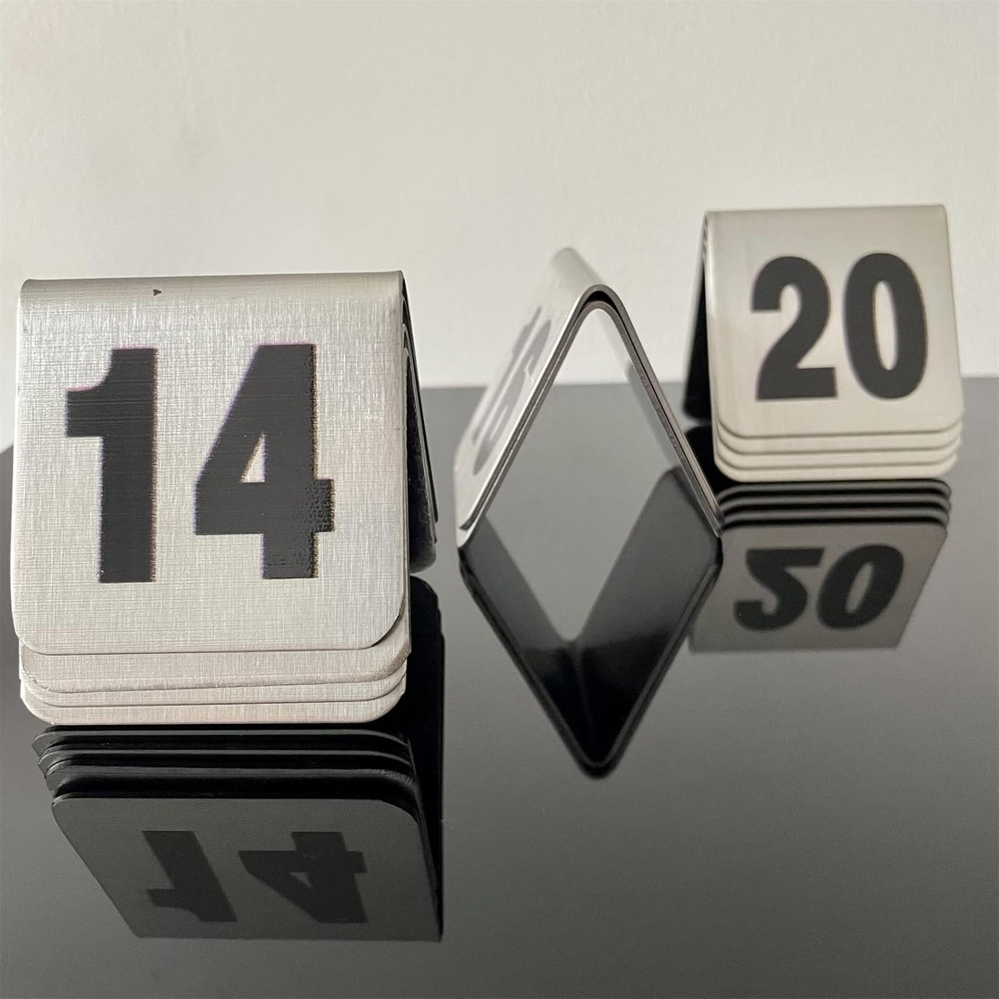 10 Pcs Metal Place Cards Stackable Tent Style Table Numbers，Place Card Holders for Celebration Wedding Party Restaurants Cafes Bars Gatherings meeting Room Board Game Serial (Small 11-20, Black)