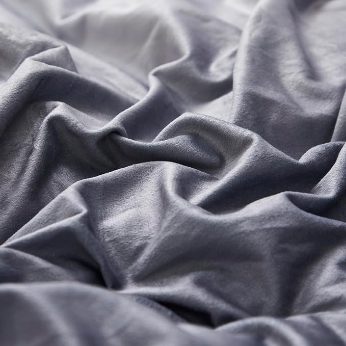 KAREVER Gray White Gradient Comforter Set King Gray Velvet Bedding Comforter Modern Plain White and Deep Gray Gradient Soft Quilt Farmhouse Flannel Comforter Warm King Bed Comforter