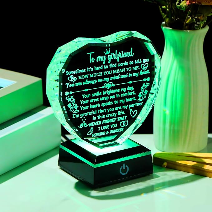 Arikyrist Gifts for Girlfriend Heart Crystal Keepsakes to My Girlfriend with Colorful Base Anniversary Birthday Graduation Gifts for Girlfriend from Boyfiend