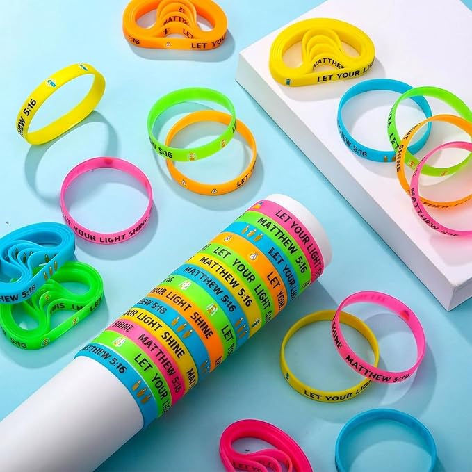 100 Pcs Let Your Light Shine Bracelet Christian Glow in the Dark Wristband, MATTHEW 5: 16 Silicone Wristband Halloween Trunk Or Treat Bible Verse Bulk for Church Sunday School Party Favors