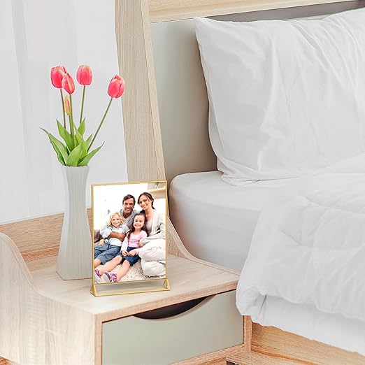 NIUBEE 12Pack 4 x 6 Clear Acrylic Wedding Table Number Holder Stands with Gold Borders, Double Sided Gold Picture Frames Sign Holder for Restaurant Table Menu Recipe Cards Photo Display