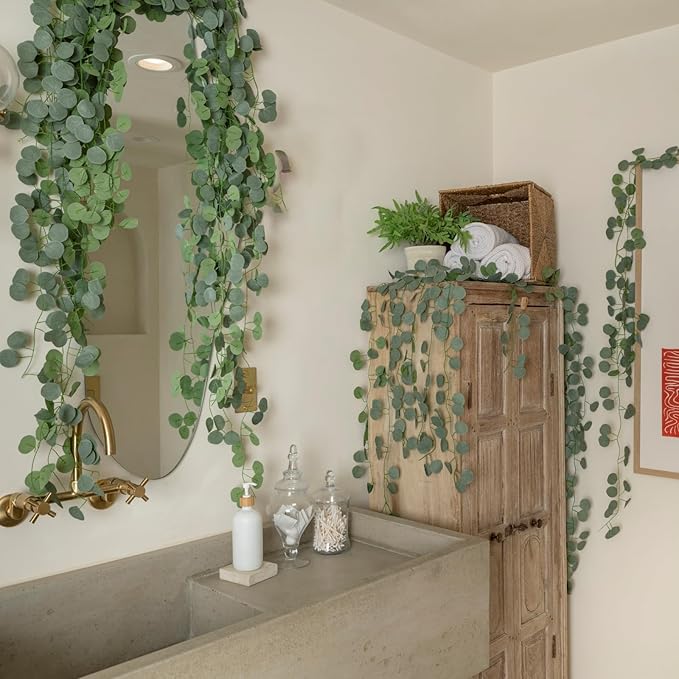 CQURE 28Pcs Eucalyptus Garland,Artificial Eucalyptus Leaves Table Greenery Garland Wreath Vines for Wedding Party Table Bedroom Wall Room Decor
