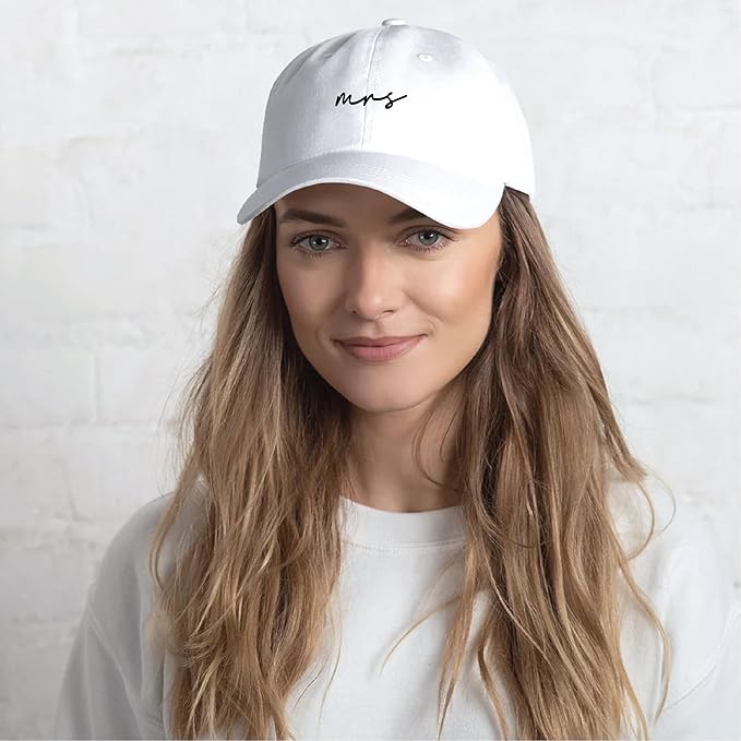 Mr and Mrs Hats for Honeymoon Essentials,Engagement Gifts for Couples,Wedding Gifts for Bride and Groom