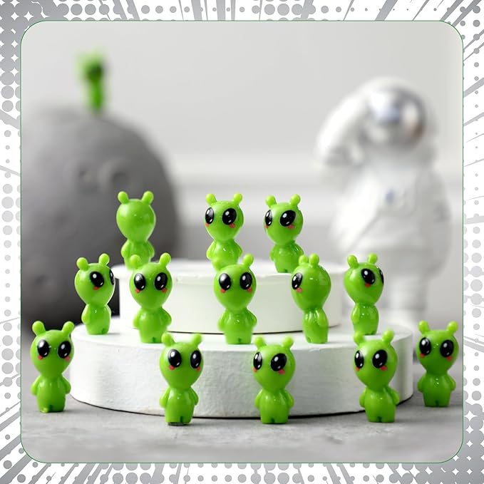 VioraWhite 100 Pcs Resin Mini Alien Figures Bulk Tiny Alien Figurine to Hide and Seek Green Small Little UFO Sci-fi Space Party Gifts for Miniature Landscape Space Birthday Party Goodie Bags Fillers