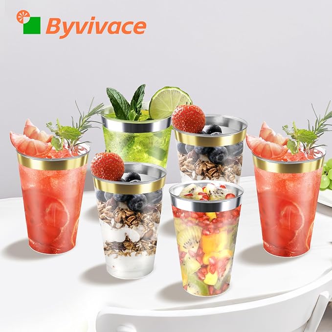Byvivace 12oz Clear Plastic Cups with Gold Rimmed Sturdy & Food Safe Disposable Wine Glasses Wedding Cups Party Cups Plastic Cocktail Glasses for Wine, Juice, Cocktails and Cold Beverages [100 Pack]