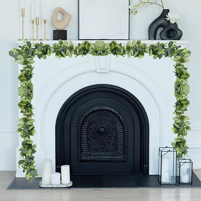 Artificial Eucalyptus Garland, 5.9FT Greenery Garland Vines Decoration, Faux Silver Dollar Eucalyptus Leaves for Table Home Wedding Mantle Party Indoor Decor