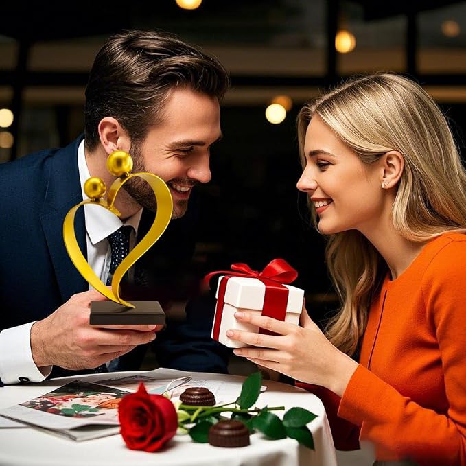 Gold Heart Decor Anniversary Heart Gift for Couple Women Men Wedding Gifts for Couples 50th Wedding Anniversary Gold Shelf Decor Shelf Valentines Day Decorations Sweetheart Table Decorations