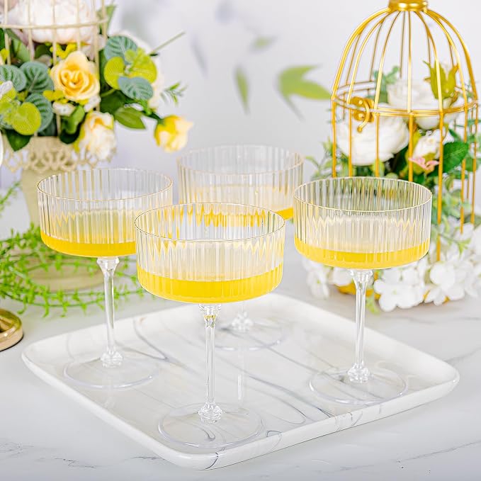 LIYH 20 Pcs Plastic Martini Glasses 10 Oz Disposable Martini Glasses Cocktail Coupe Plastic Champagne Tower Disposable Wine Cups Perfect for Bar Cocktails Parties Birthday - Gold Edge