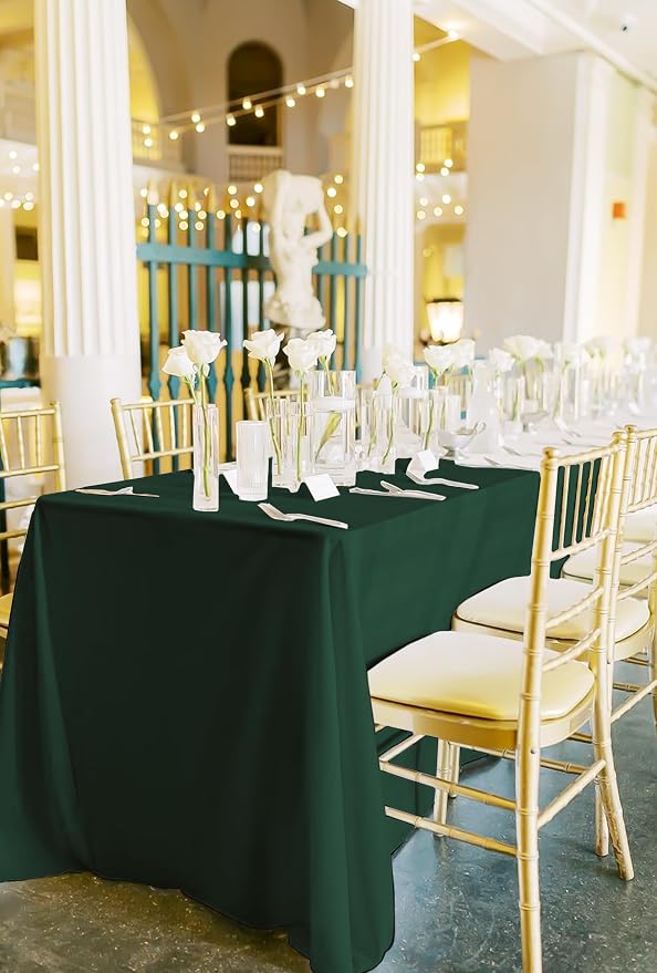 8 Pack Polyester Tablecloth 60 x 102 Inch Hunter Green Tablecloth for 6 Ft Rectangle Tables,Stain and Wrinkle Resistant Washable Fabric Table Covers Polyester Table Clothes for Wedding Parties Banque