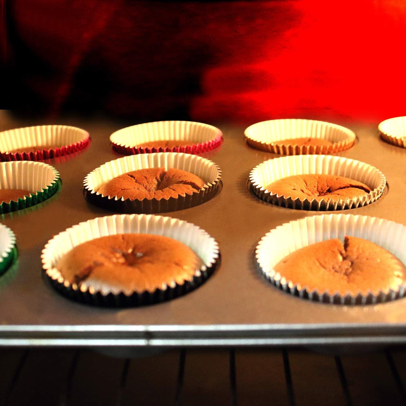 Eoonfirst Pink Foil Cupcake Case Liners Valentine's Day Baking Muffin Paper Cups 198 Pcs