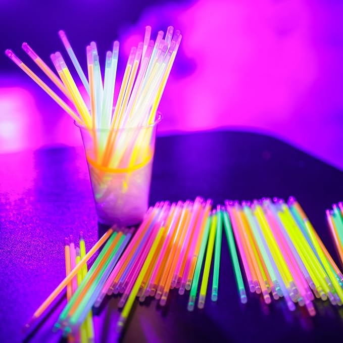 150 Pack 8” Yellow Glow Sticks Bulk with 150 Connectors Neon Glow In The Dark Party favors Supplies for Holiday Birthday Party Decoration (Yellow)