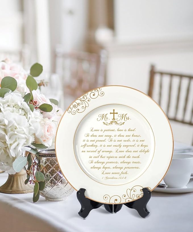 Urllinz Best Anniversary Wedding Gifts for Couples Unique 2026 - Mr and Mrs Plate with 24k Gold Foil Decorations, Newlywed Bridal Shower Engagement Gift for Her Him, Ceramic 9"