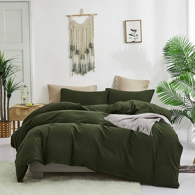 KAREVER Army Green Comforter Twin Dark Deep Green Bedding Set Teens 3 PCs Hunter Green Comforter 1 Twin Size Comforter (68x90 inches) with 2 Pillowcases (20x26 inches)