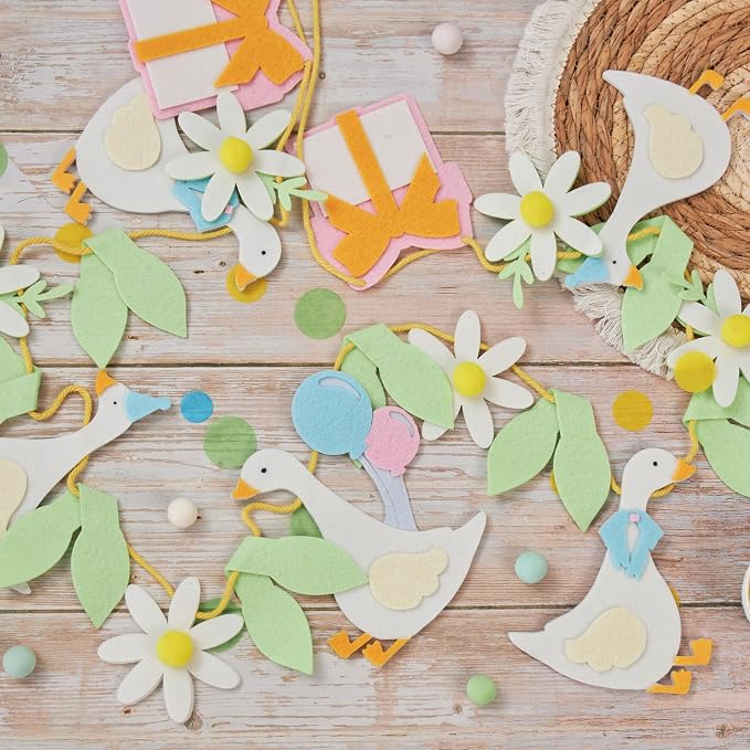 Goose Themed Felt Garland, Goose Banner for Boy Girl First Birthday Decor, Nursery Room, Baby Shower Decorations