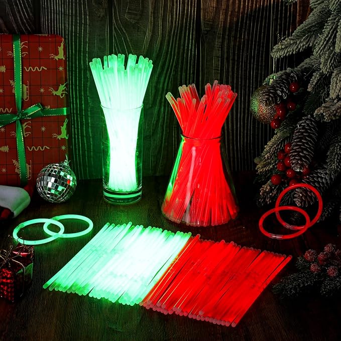 Lenwen 1000 Pcs Christmas Glow Sticks Bulk 8 Inch Glow Bracelets Glowing in the Dark Light up Sticks with Connectors for Neon Birthday Christmas Party Favors Supplies Decorations(Red, Green)