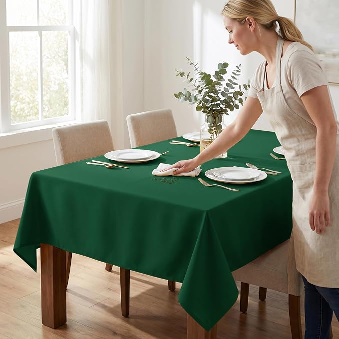 Fitable 6 Pack Hunter Green Rectangle Table Clothes - 70 x 108 Inch - Wrinkle and Stain Resistant Fabric Tablecloths, Washable Polyester Table Covers for Wedding, Party, Banquet, Formal Events