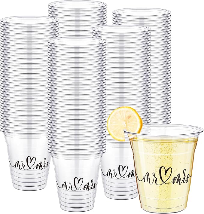 Dandat Disposable Wedding Plastic Cups Bulk 10oz Mr and Mrs Happily Ever After Disposable Clear Reception Drinking Cup for Wedding Reception Bridal Shower Engagement Party(200 Pack,Mr and Mrs)