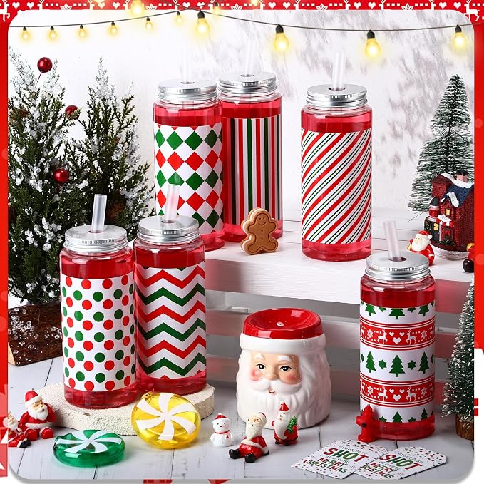 Skylety 30 Pcs Christmas Plastic Cups with Lids and Straws 13.5 oz Red and Green Striped Reusable Plastic Tumbler Christmas Party Decor for Xmas Women Birthday Party Supplies