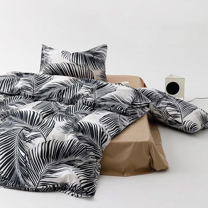KAREVER Black Leaves Comforter King Black and White Palm Leaf Printed Comforter Sets Modern Boho Black Tropical Botanical Leaves Bed Quilts for Women Men Soft Floral Palm Black King Comforters