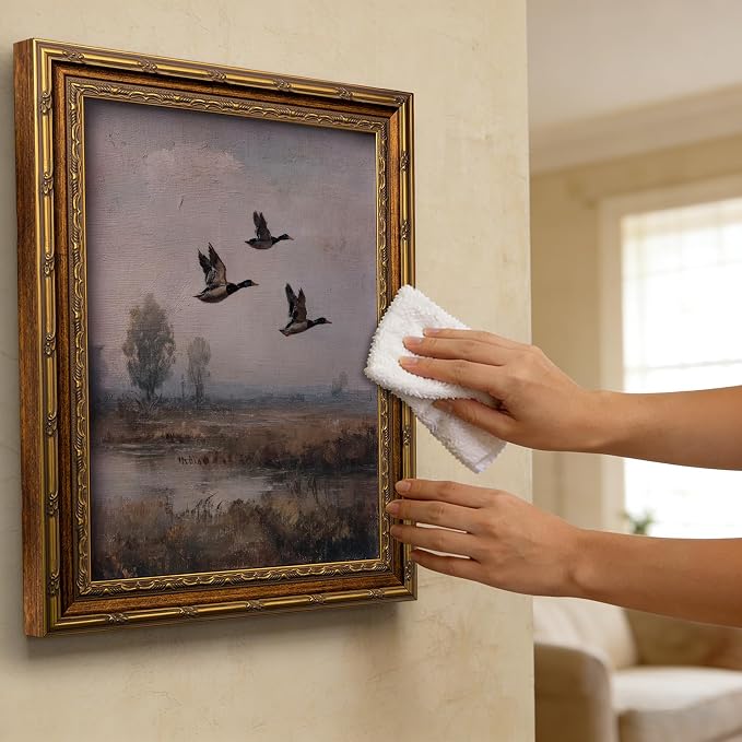 Vintage Gold Framed Flying Duck Wall Art Mallard Duck Canvas Wall Decor Rustic Mallard Poster Artwork Retro Rustic Farmhouse Animal Picture for Home Living Bedroom Farmhouse Hallway