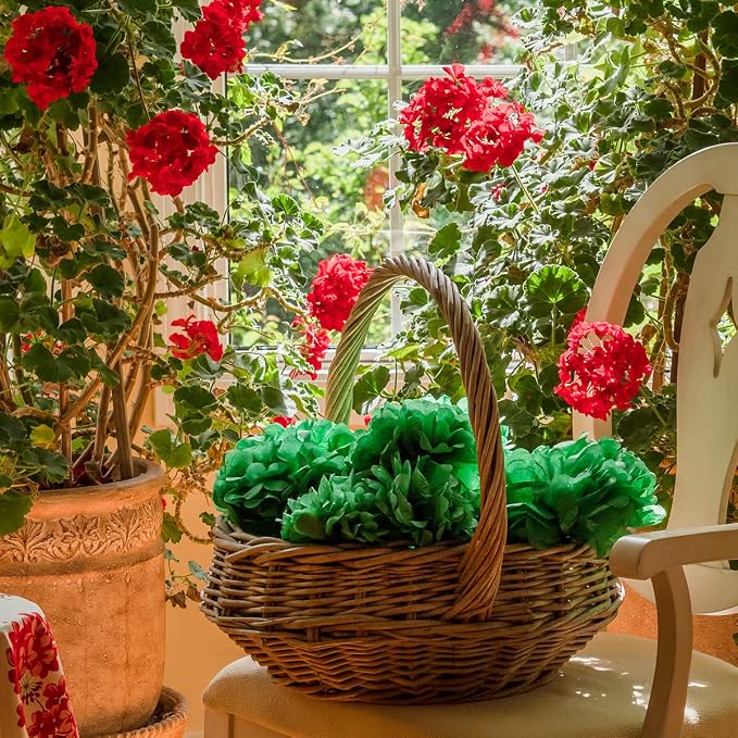 Green Tissue Paper Pom Poms - Green Party Decorations for Birthdays, Weddings, Baby Showers and Special Occasions by Avoseta (16 Piece Set, Assorted Sizes)