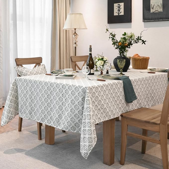 Rectangle Gingham Tablecloth, Washable White Green Table Cloth, Raised Jacquard Pattern Table Cover for Dining, Farmhouse, Wedding, Outdoor Tablecloths - 60''x108''
