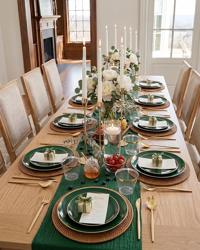 bUCLA 150PCS Green Plastic Plates - Green and Gold Disposable Include 25 Each (Dinner & Dessert) Plates, 25 Knives, 25 Forks, 25 Spoons and 25 Cups, Ideal for Party&Christmas