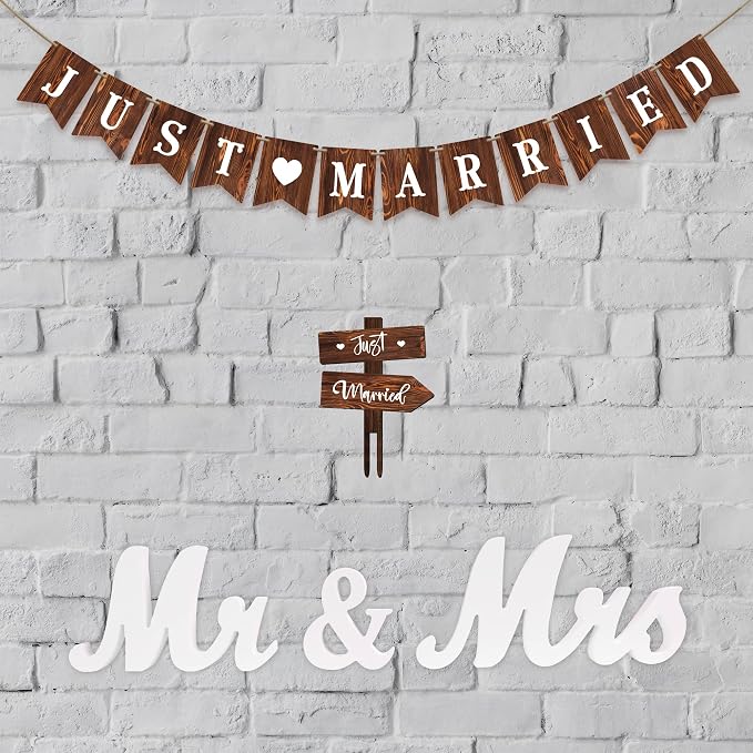 Rustic Just Married Wedding Banner & Mr Mrs Table Sign & Cake Topper in Wood Country Chic Wedding Decorations