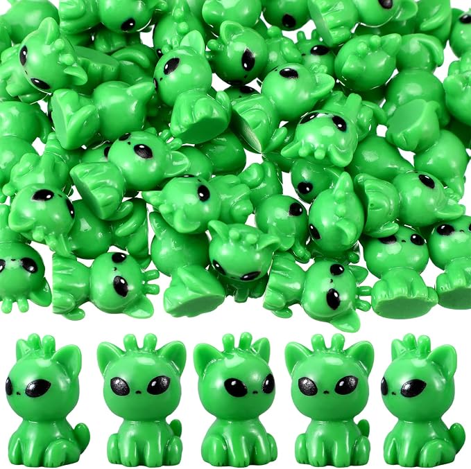 VioraWhite 50 Pcs Resin Mini Alien Cat Figures Bulk Tiny Alien Cat Figurine to Hide and Seek Green UFO Sci-fi Space Party Gifts for Miniature Landscape Space Birthday Party Goodie Bags Fillers
