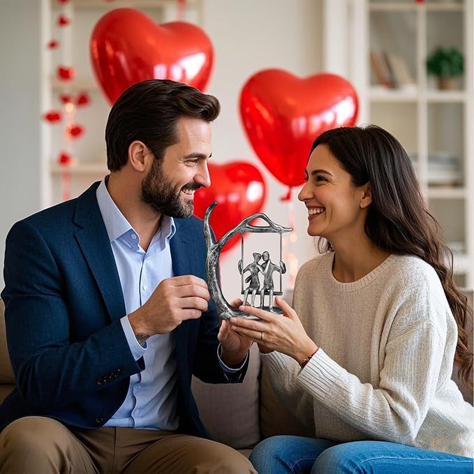 Kresecioo Anniversary Wedding Gifts for Couple/Her - Romantic Couple Statue in Love, Antique Silver Metal Figurine Sweet Loving Together Iron Sculpture Decor, Birthday Gifts for Wife Husband