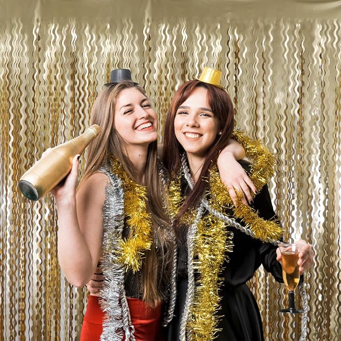 GOER Metallic Tinsel Foil Fringe Curtains Party Photo Backdrop Party Streamers for Birthday,Graduation,New Year Eve Decorations Wedding Decor (Champagne Gold,1 Pack)