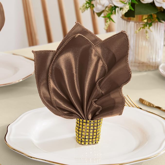 RUDONG M 100 Pcs Chocolate Brown Satin Napkins and Napkin Rings Set, 17 x 17 Inch Square Cloth Napkins Set of 50, Silky Soft Table Napkins Bulk for Weddings, Banquet, Parties Dinner Decoration