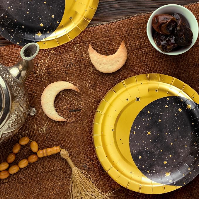 Cheerland Gold Metallic Foil Star and Moon Paper Plates for Galaxy Theme Party Tableware Set Starry Night Outer Space Birthday Party Table Christmas Decorations Twinkle Twinkle Little Stars (48, Gold)